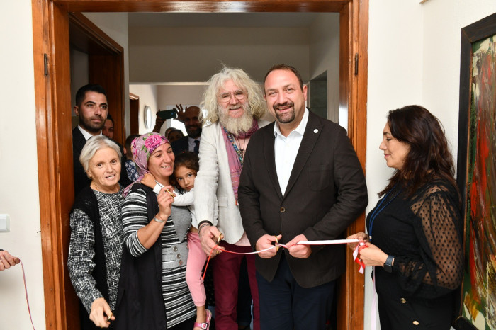 Çiğli'nin ilk sanat akademisi Kaklıç'ta açıldı