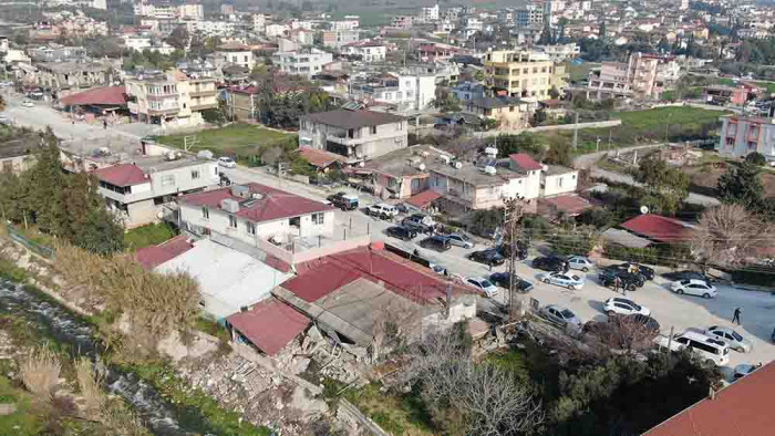 Yerle bir olan Hatay’dan dramatik görüntüler