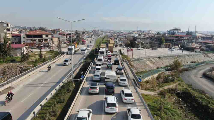 Yerle bir olan Hatay’dan dramatik görüntüler