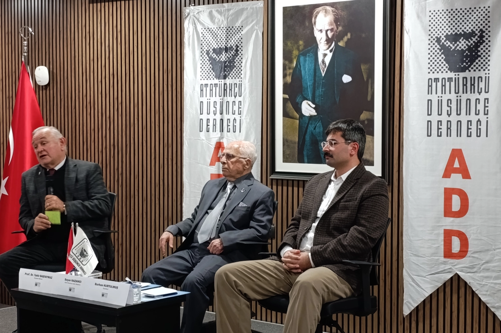 ADD Mudanya&rsquo;dan Net Mesaj: &ldquo;&Ouml;rg&uuml;tlenmeden Demokrasi Olmaz&rdquo;