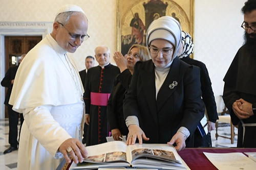Emine Erdoğan’dan Papa 14. Leo’ya Gazze ve çevre mesajı