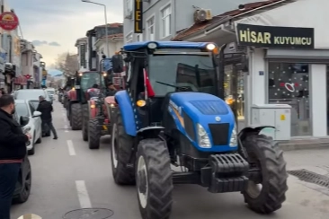 Belediye arazileri satışa &ccedil;ıkardı, k&ouml;yl&uuml;ler ihaleyi protesto etti