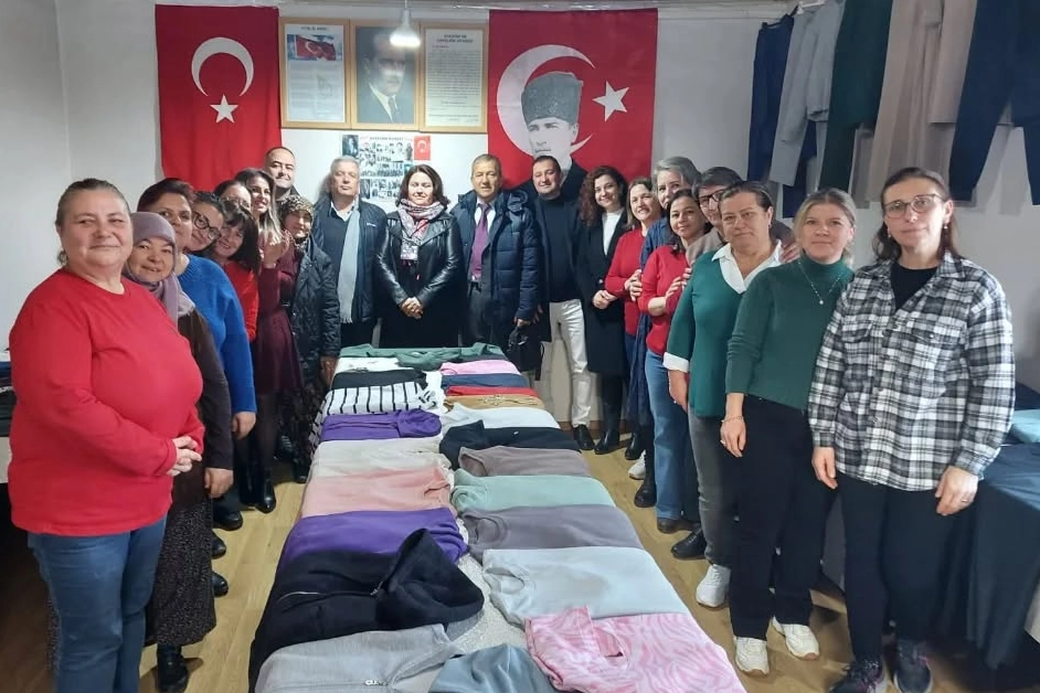 Yenimuhacir&rsquo;de kadın kursiyerlerden yıl sonu sergisi