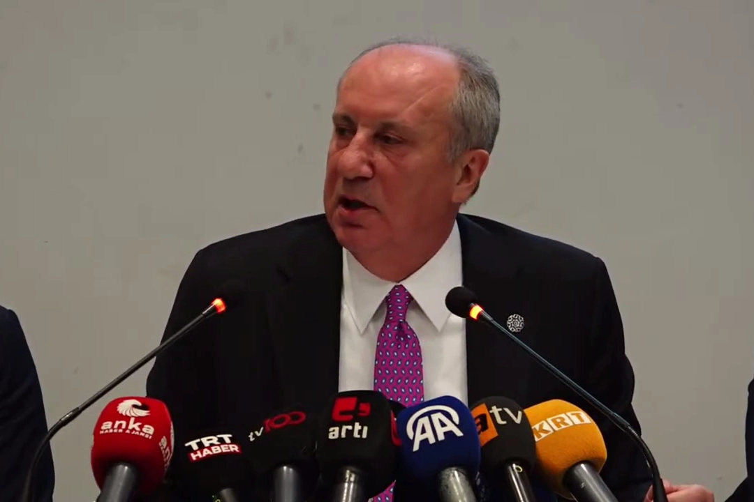 Muharrem İnce&rsquo;den N&acirc;zım Hikmet g&ouml;ndermeli paylaşım: Vatan hainliğine devam ediyor h&acirc;l&acirc;