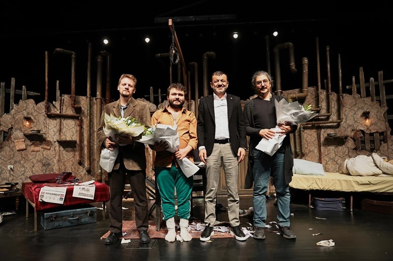 Denizli B&uuml;y&uuml;kşehir Tiyatrosu&rsquo;na uluslararası &ouml;d&uuml;l