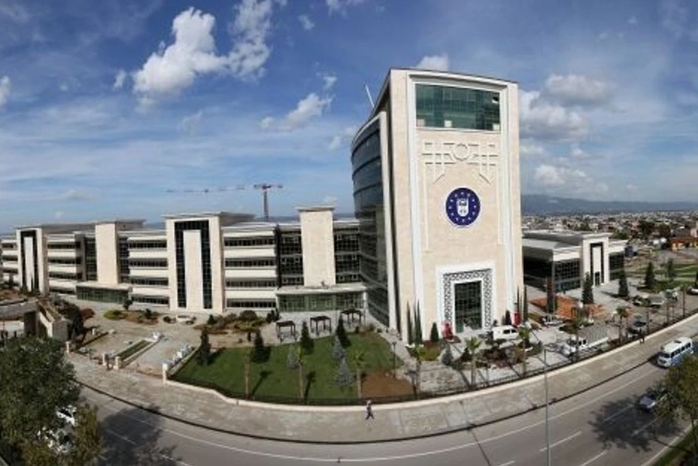 Bursa B&uuml;y&uuml;kşehir'de olağan&uuml;st&uuml; &ouml;nlemler... &Ouml;demeler durduruldu, izinler iptal edildi