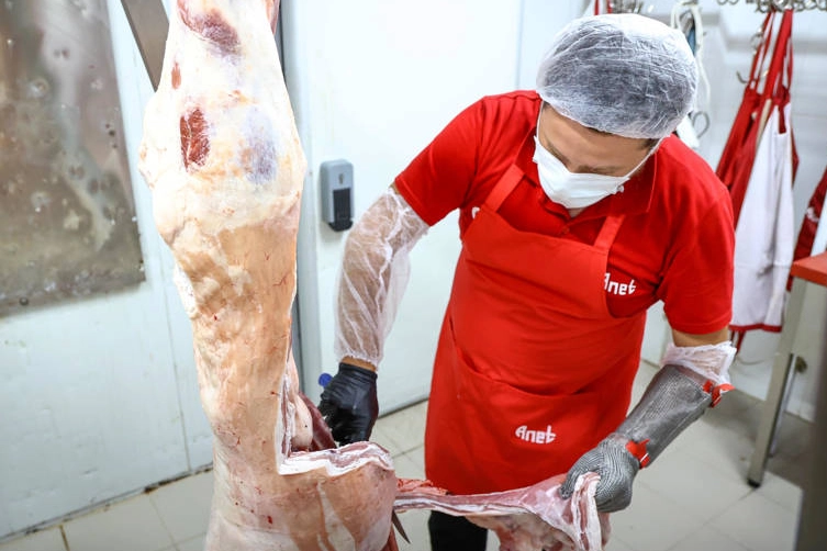 Antalyalıların güveni Halk Et’ten yana: 6 ayda 200 ton satış