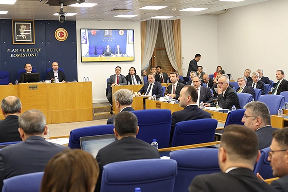  TBMM KOMİSYONU'NDA KANUN TEKLİFİ GÖRÜŞMELERİ