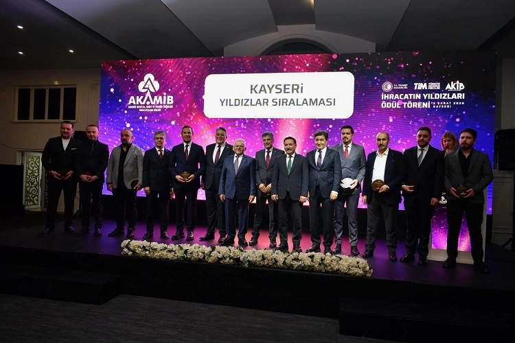 Kayseri'de İhracatın Yıldızları &ouml;d&uuml;llerine kavuştu