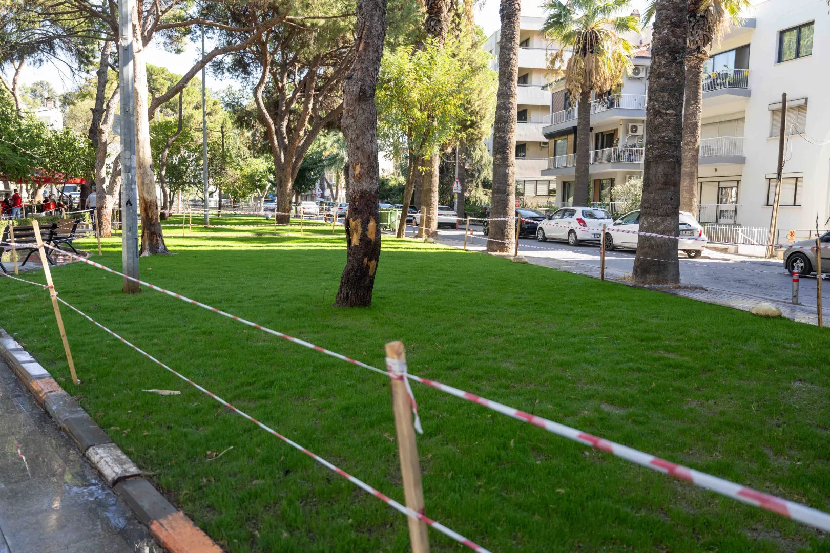 Bornova B&uuml;y&uuml;kpark&rsquo;ta yeşil doku &lsquo;otomatik&rsquo; olacak