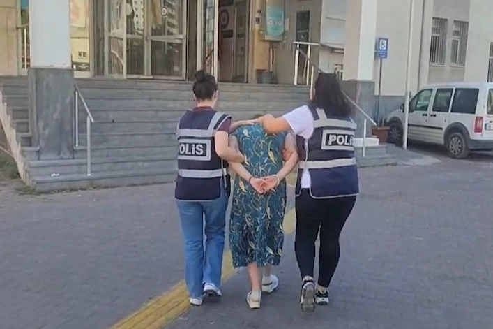 23 yıl hapis cezalı kadın hükümlü saklandığı yerde yakalandı!