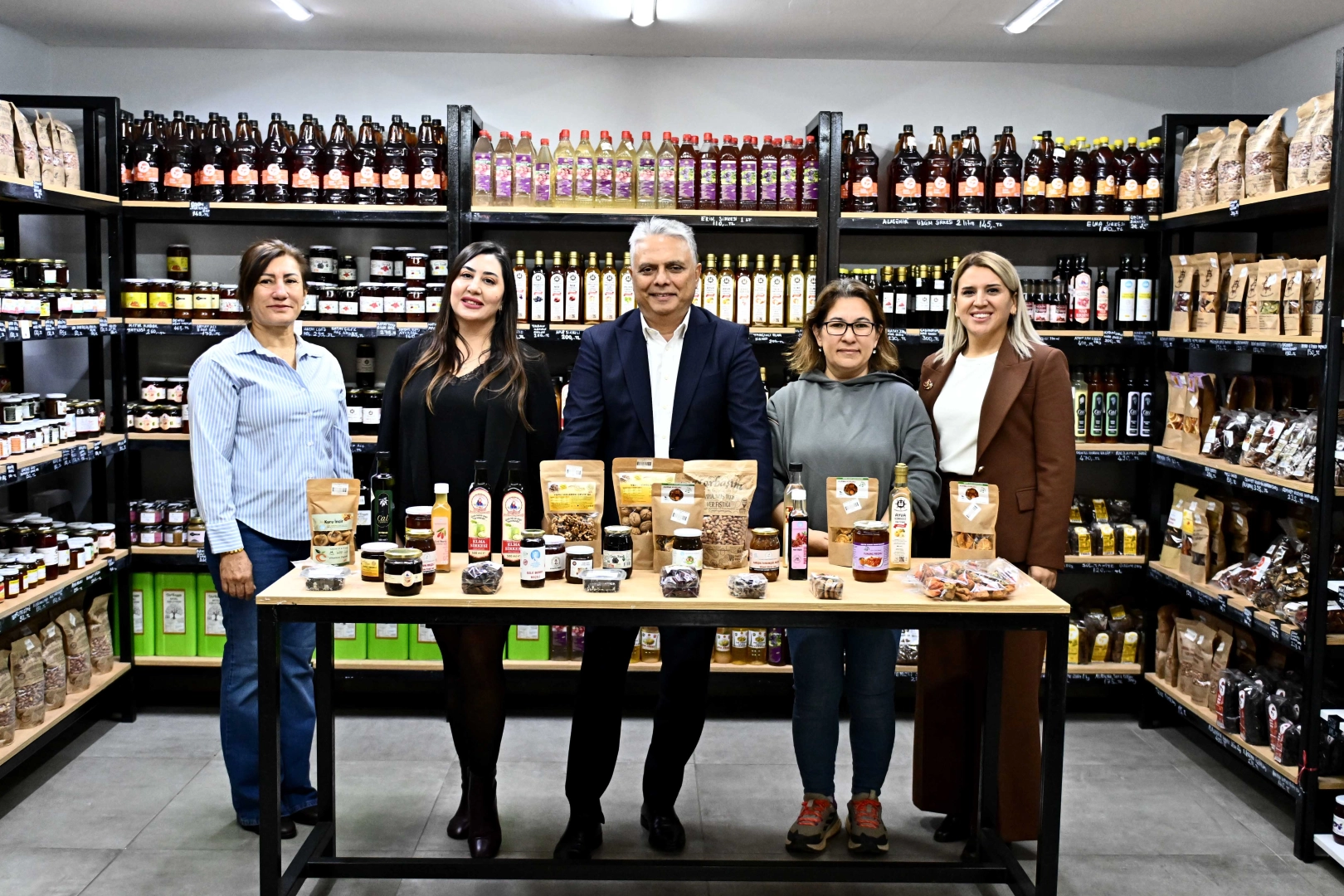 Kadın Kooperatiflerinin Emeği Muratpaşa’da Ekonomiye Katkı Sağlıyor