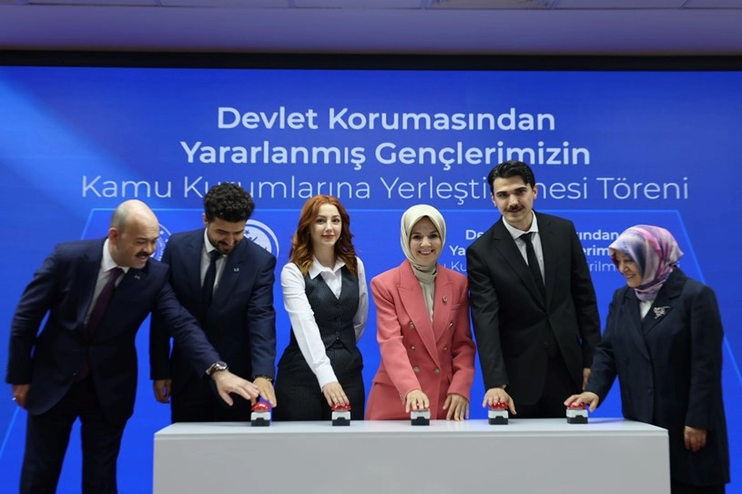 Devlet kanatlarını açtı: 608 genç kamuda göreve başladı