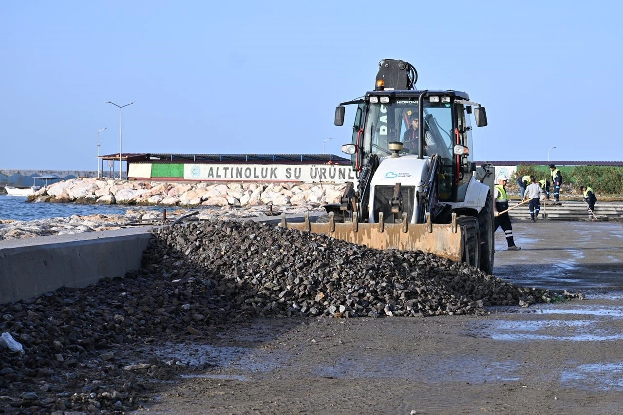 Balıkesir B&uuml;y&uuml;kşehir&rsquo;den K&ouml;rfez&rsquo;de tam kadro m&uuml;dahale