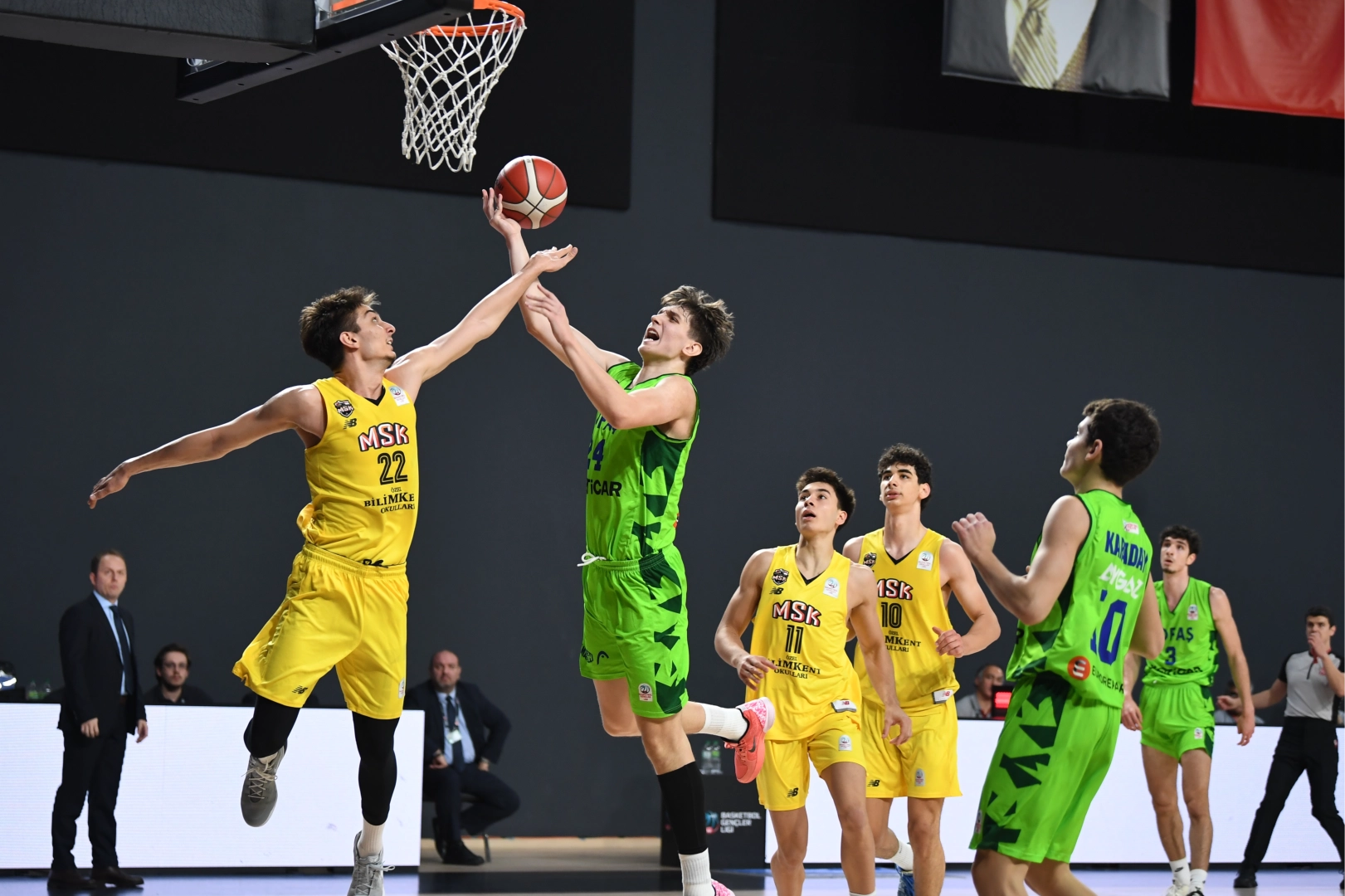 Gen&ccedil;ler Ligi&rsquo;nde TOFAŞ fırtınası s&uuml;r&uuml;yor