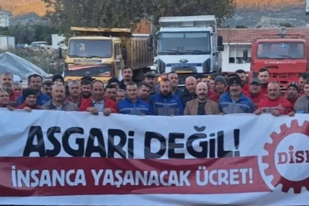 Antalya Kumluca 'asgari' i&ccedil;in ses y&uuml;kseltti