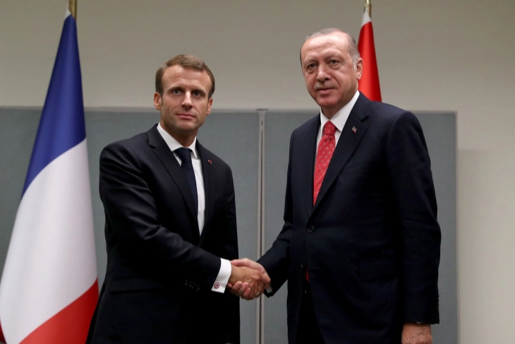 Erdoğan ile Macron bölgesel gelişmeleri görüştü