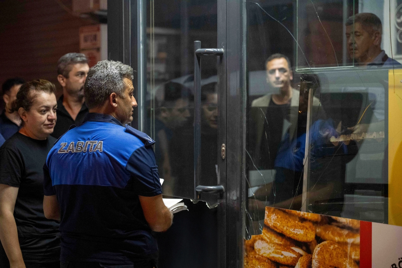 “Temiz fırın istiyoruz”: Başkan sahada, ceza masada