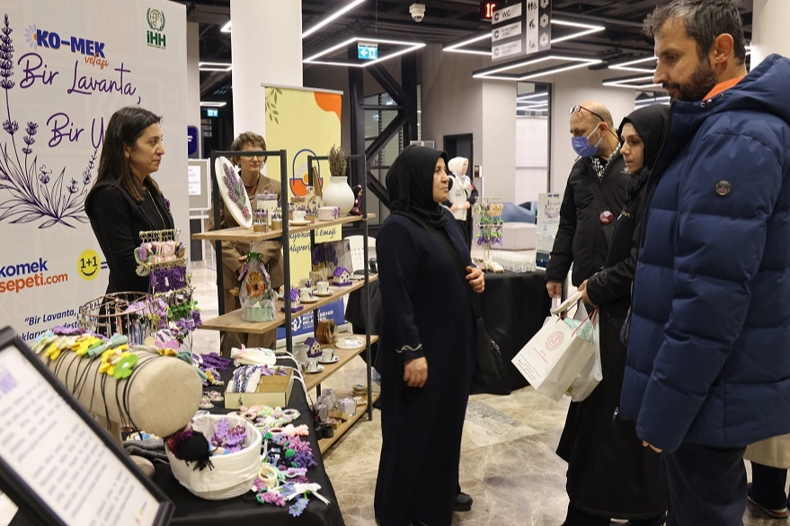 Kocaeli KOMEK&rsquo;ten &lsquo;Bir Lavanta Bir Umut&rsquo; desteği