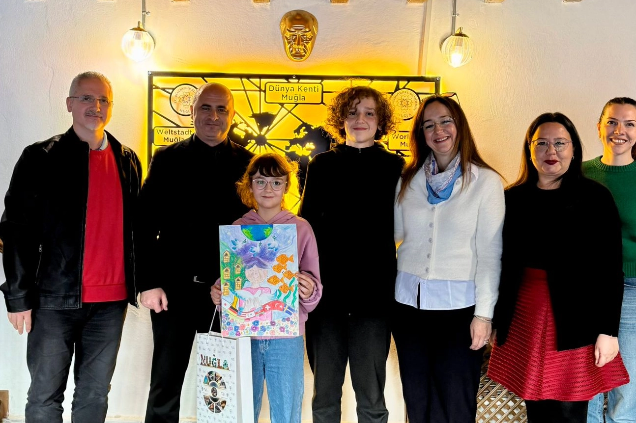 Muğlalı Elif Kayra Taşkaya&rsquo;dan uluslararası resim yarışmasında b&uuml;y&uuml;k başarı