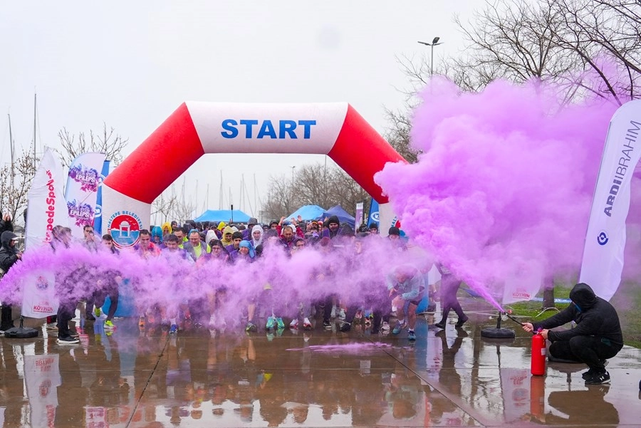 İstanbul Maltepe&rsquo;de epilepsi farkındalığı i&ccedil;in mor koşu