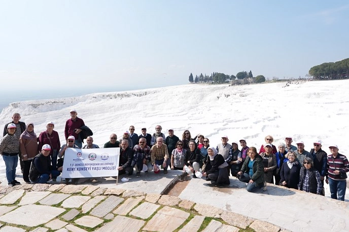 Denizli B&uuml;y&uuml;kşehir&rsquo;in Yaşlılara Saygı Haftası dolu dolu ge&ccedil;ti