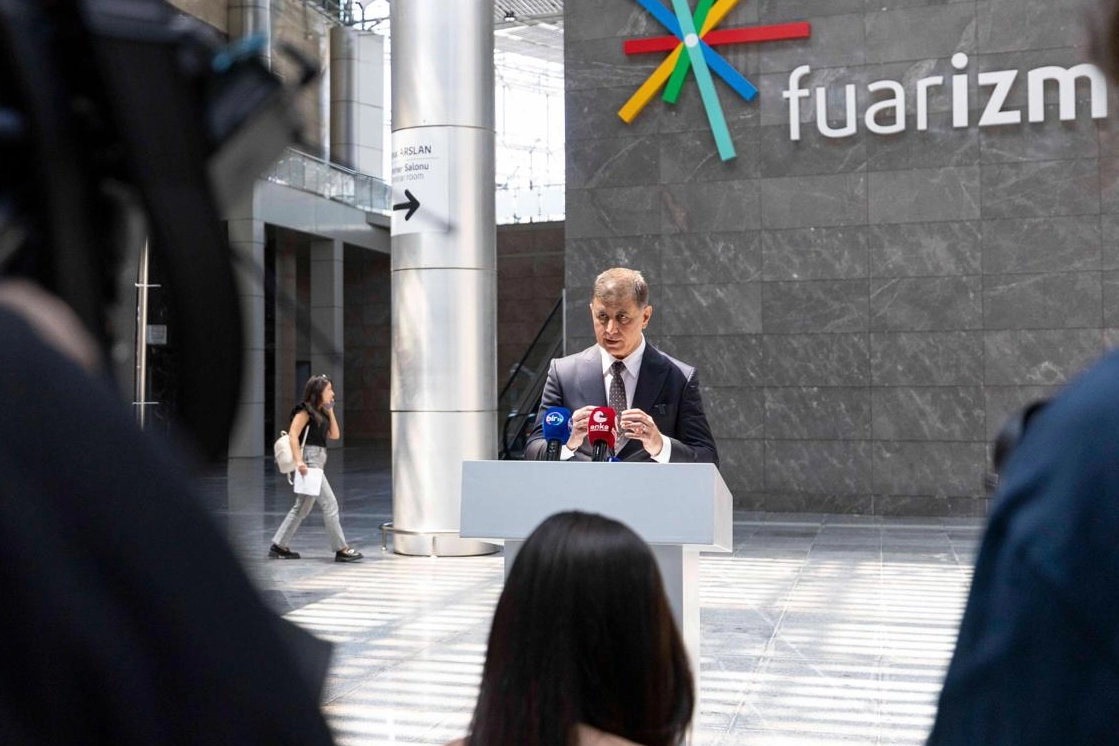 İzmir B&uuml;y&uuml;kşehir 'Buca Metrosu' i&ccedil;in hız kesmiyor