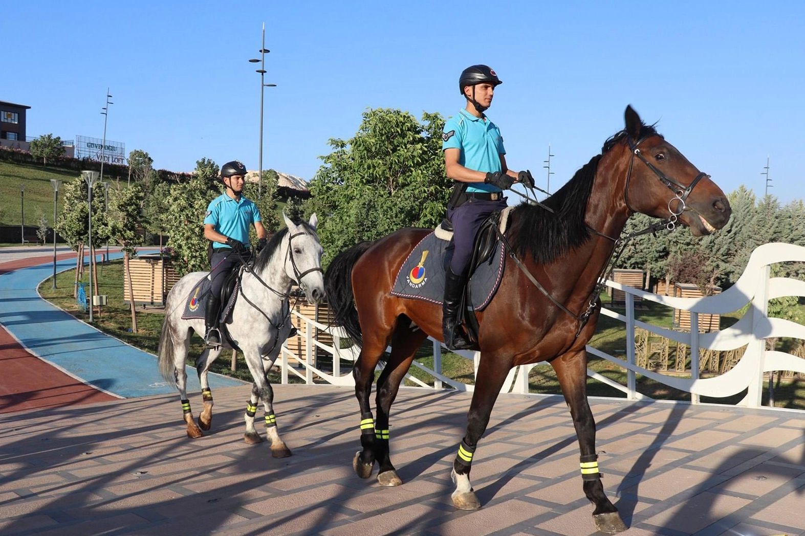 Hierapolis ve Galle Park’ta atlı jandarma devriyesi