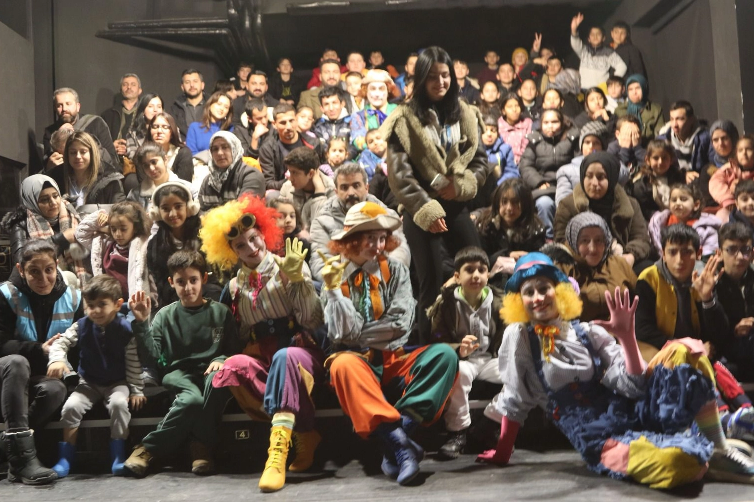 &Ouml;zel gereksinimli bireyler kahkahaya boğuldu