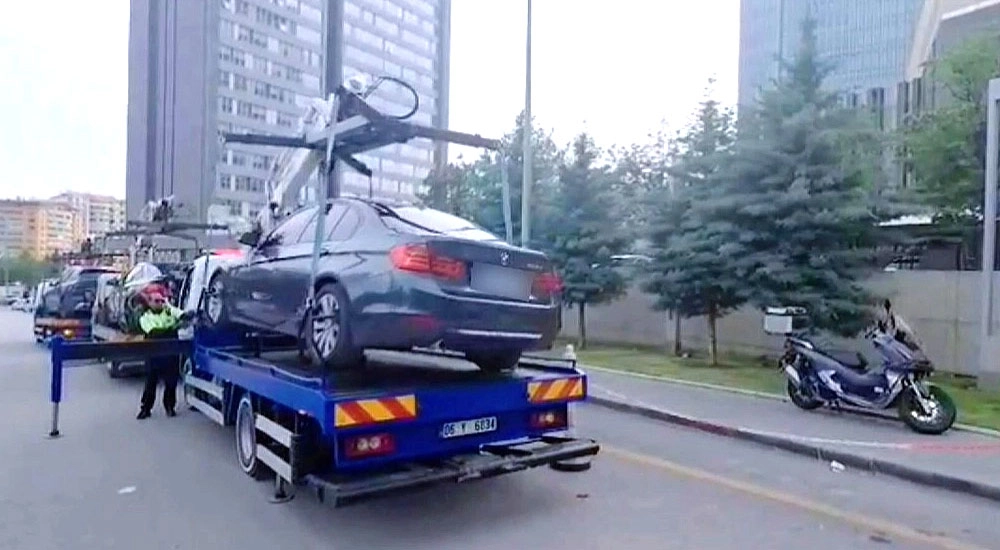 AMBULANSA YOL VERMEYEN KONVOYA CEZA YAĞDI!..