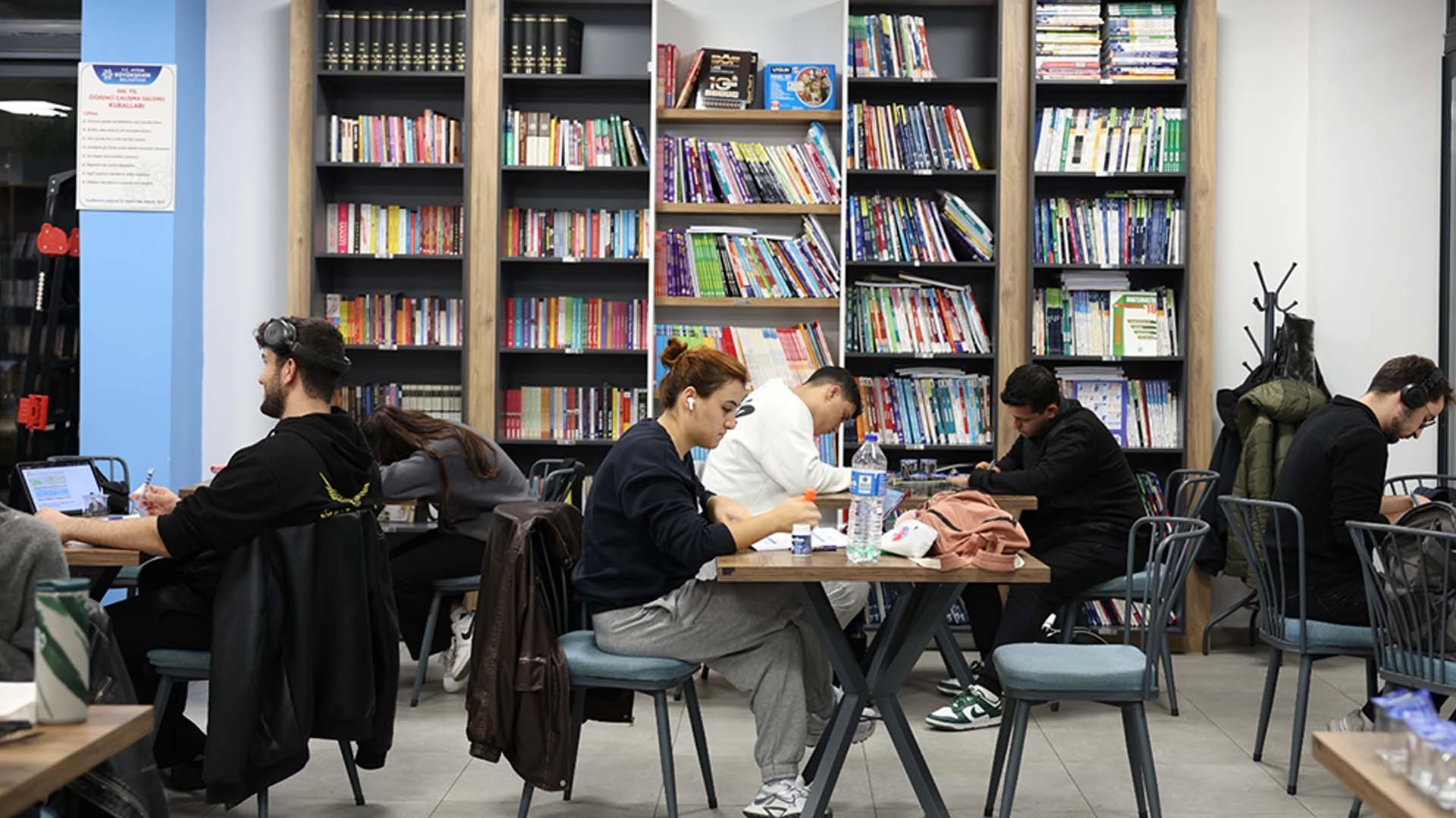 Başkan Çerçioğlu: “Gençlerimizin Eğitim Yolculuğunda Yanlarında Olmaya Devam Edeceğiz”