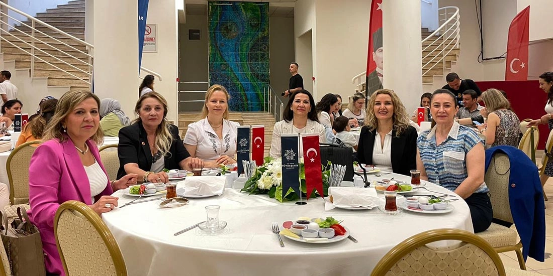 BAŞKAN ÇERÇİOĞLU’NDAN AYDINLI ANNELERE ‘ANNELER GÜNÜ’ HEDİYESİ