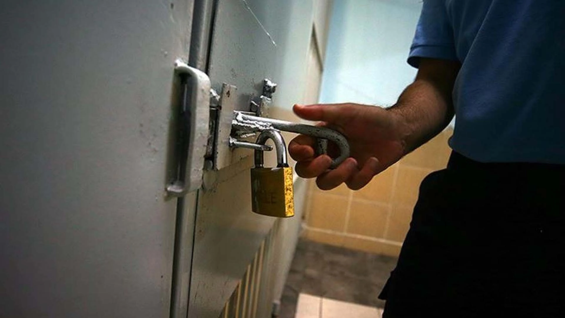 Cezaevlerinden tahliyeler başladı