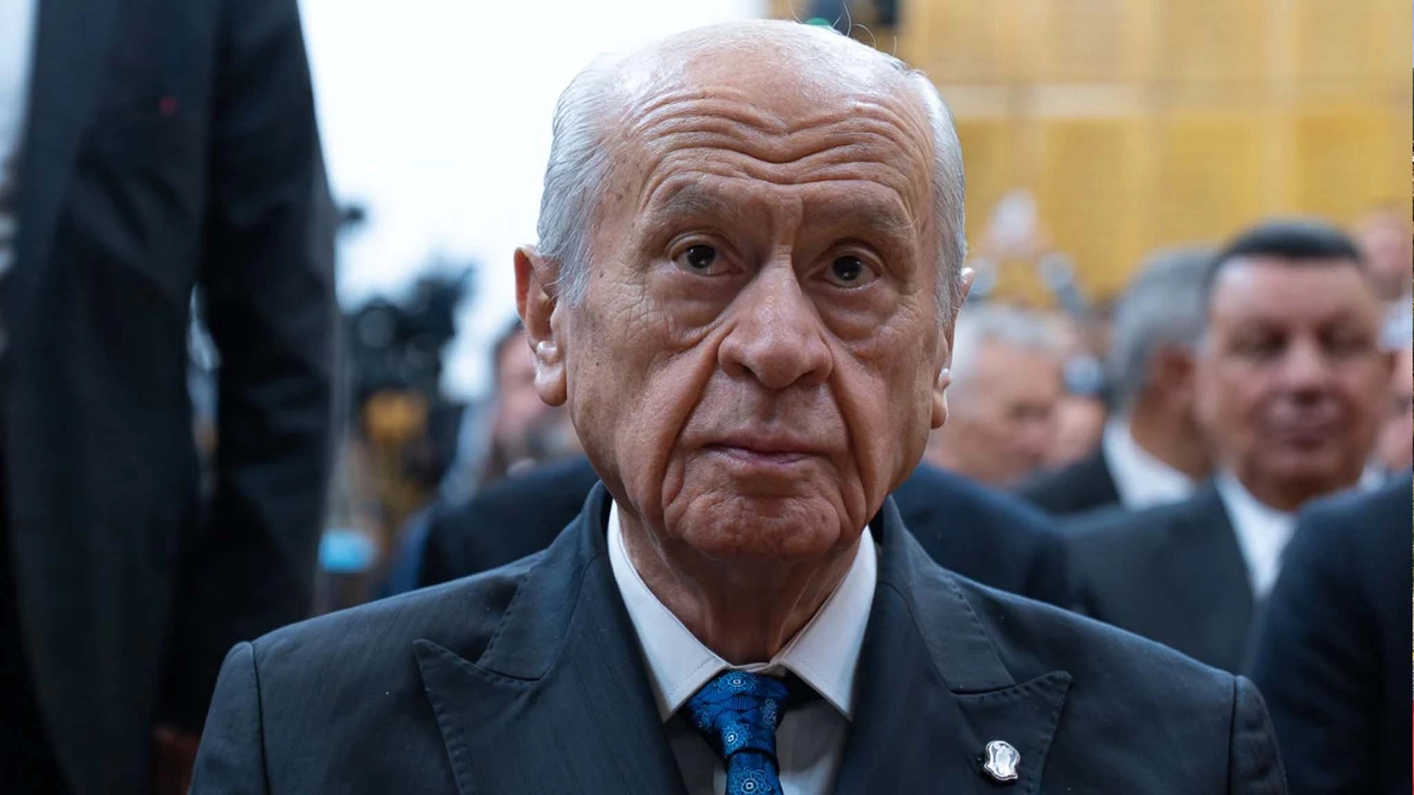 Darbe mekaniği polemiği büyüyor: Bahçeli noktayı koydu