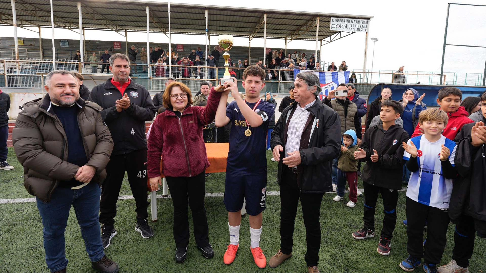 Didim Belediyespor U14 takımı şampiyon oldu