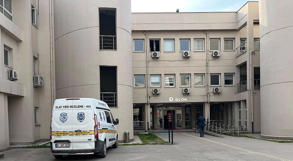 DÜZCE VALİLİĞİ'NDE SİLAH SESLERİ!