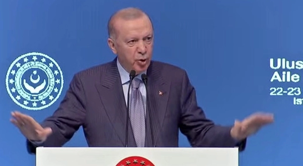 ERDOĞAN ÖNÜMÜZDEKİ 10 YILI AİLE YILI İLAN ETTİ!..