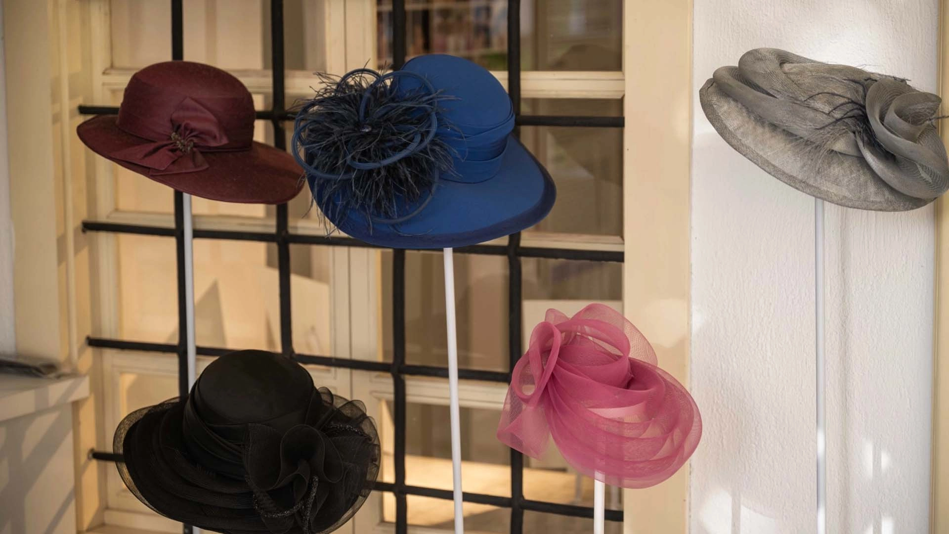 İzmir Bornova'da şapka devriminin 100. Yılı'na özel sergi