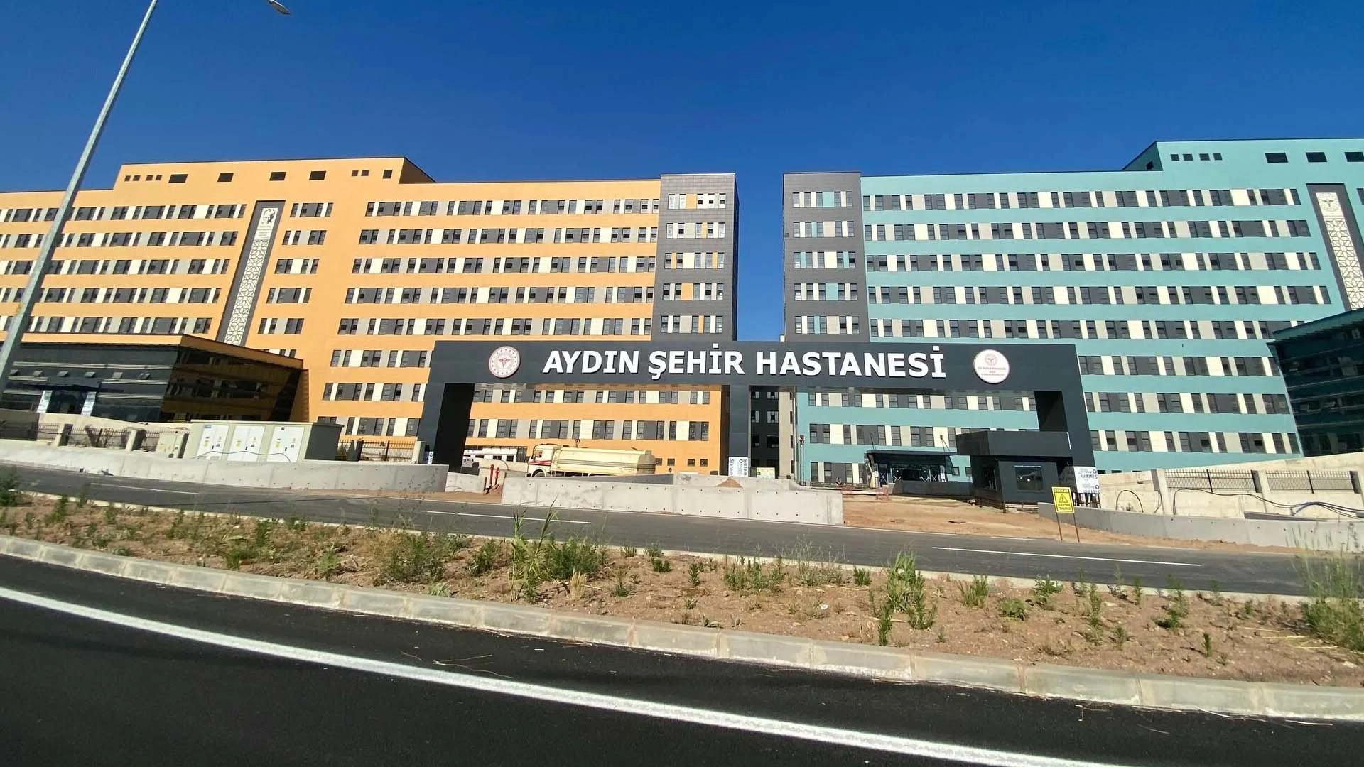 Seda Sarıbaş a&ccedil;ıkladı: Aydın Şehir Hastanesi&rsquo;nde hizmet başlıyor