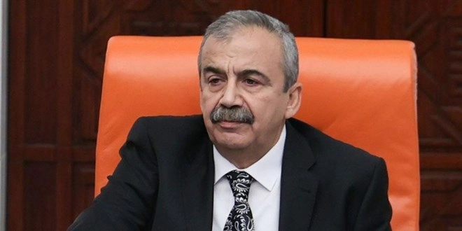 Sırrı Süreyya Önder Hayatını Kaybetti