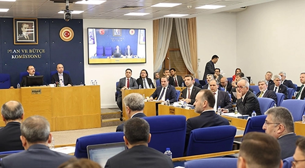  TBMM KOMİSYONU'NDA KANUN TEKLİFİ GÖRÜŞMELERİ