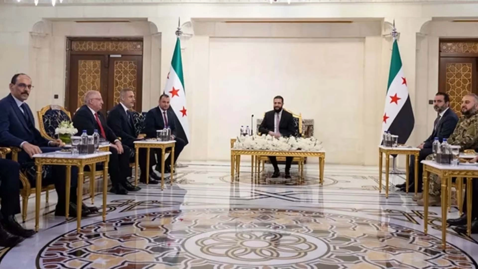 T&uuml;rkiye'den Şam'a kritik &ccedil;ıkarma: 3 isim sahada!