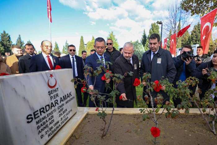 “Cumhuriyetimiz kahramanlarımız sayesinde 100 yaşında”