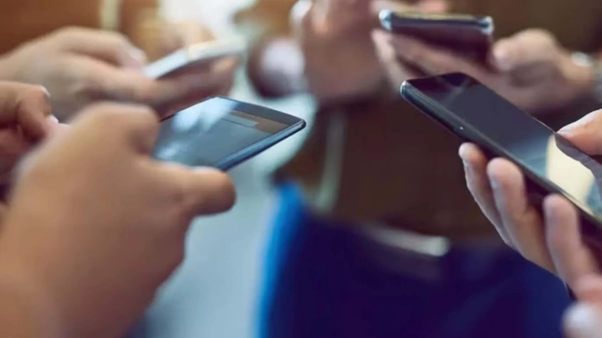 Y&uuml;ksek takip&ccedil;ili 15 sosyal medya hesabına erişim engeli