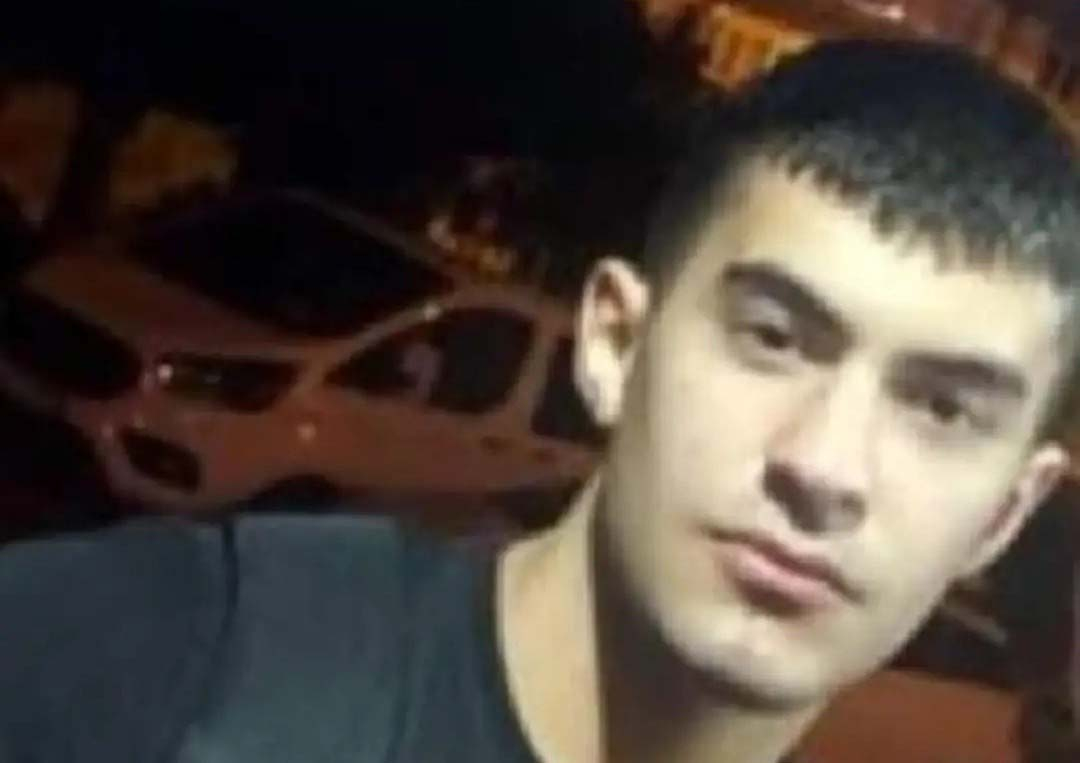 İzmir'deki depremde balkondan atlayan 18 yaşındaki genç vefat etti